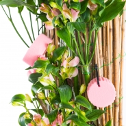 Object met Alstroemeria