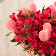 Boeket barstensvol liefde en Alstroemeria