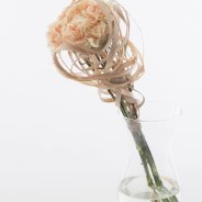 Simpel anjer arrangement