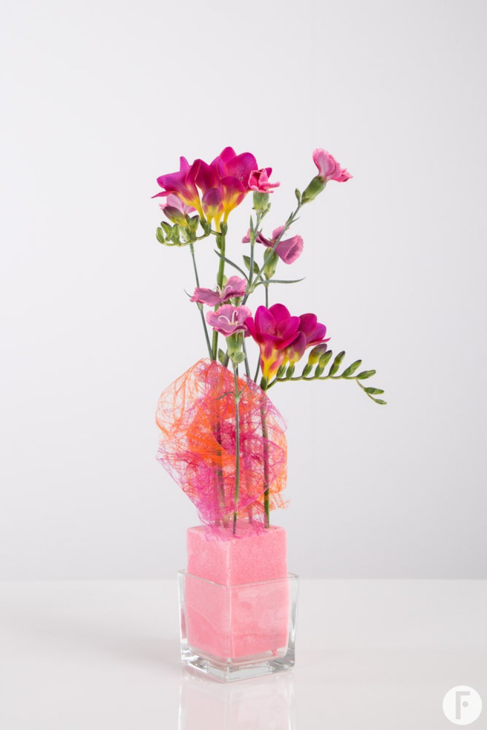 Verjaardagsbloemstuk met Freesia