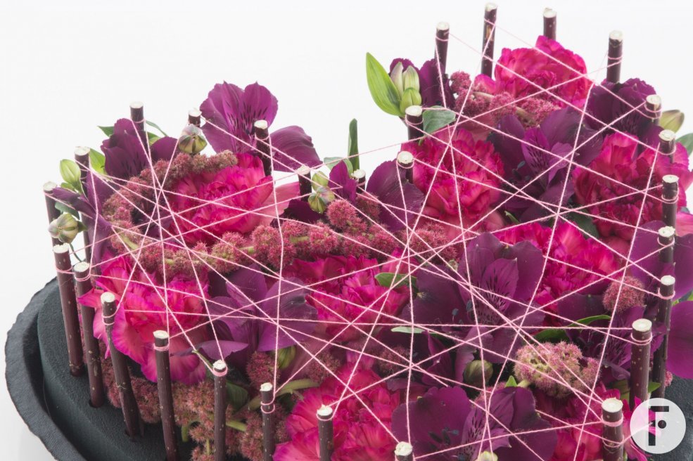 Roos van Unen Anjer Alstroemeria Valentijns Hart close up