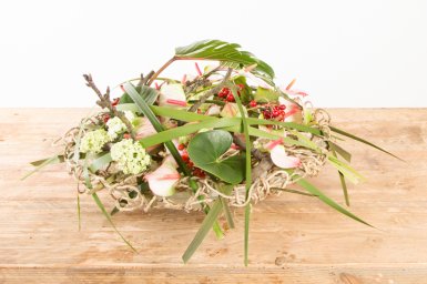 Gevlochten arrangement met Anthuriums