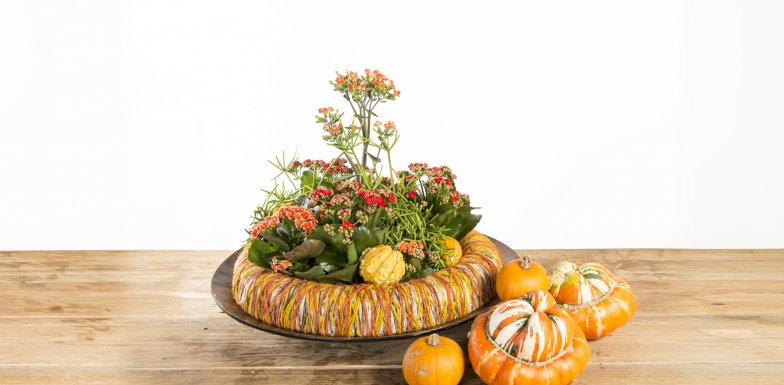 Ring met Kalanchoë en pompoenen
