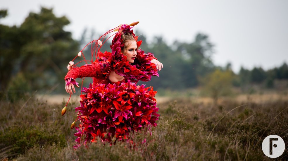 Yourlily shoot red dress front