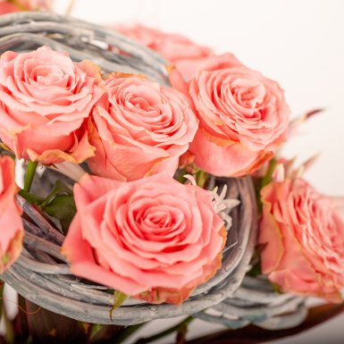 rozen in drie arrangementen 