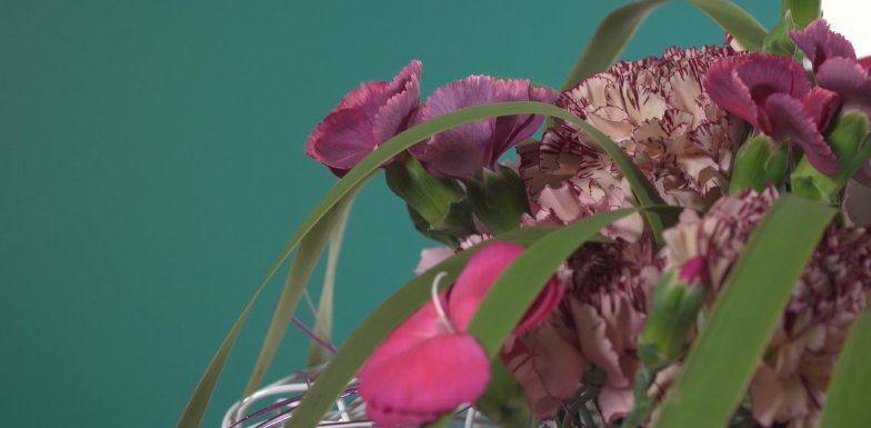 Een Dianthus frame boeket