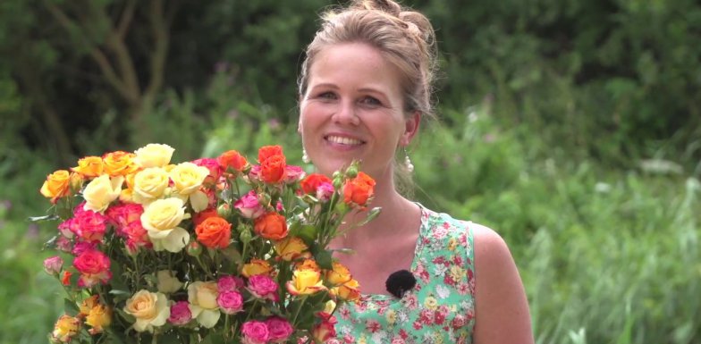 Een recycle design met trosrozen